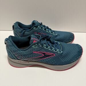 Brooks Women's Levitate 5 Running Shoes, Size 9.5 Blue Porcelain Pink
